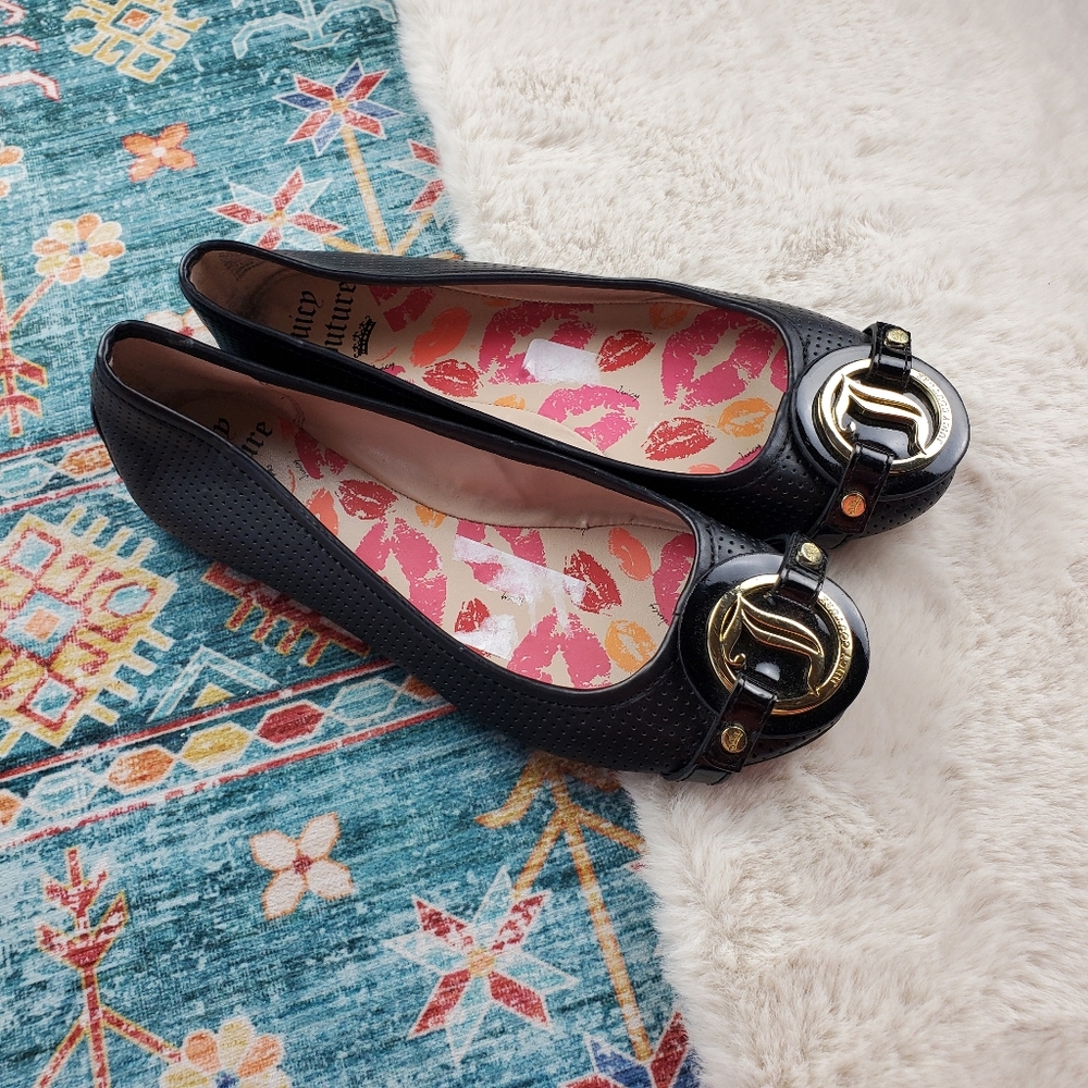 Juicy Couture Black Buckle Flats Women US 6 Med